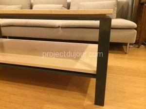 DIY steel and maple coffee table - Corner detail